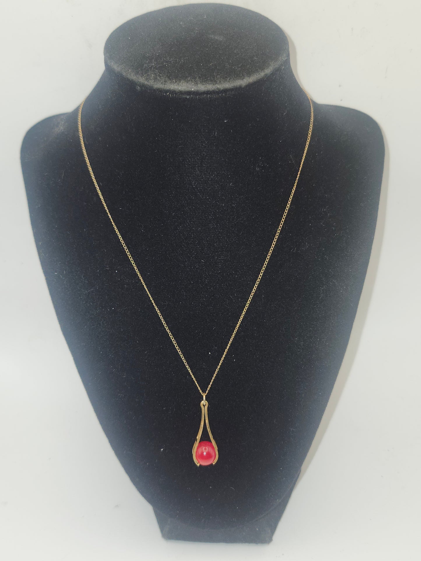 18K H.G.E Necklace with 7 Interchanging Pendant Cabachons