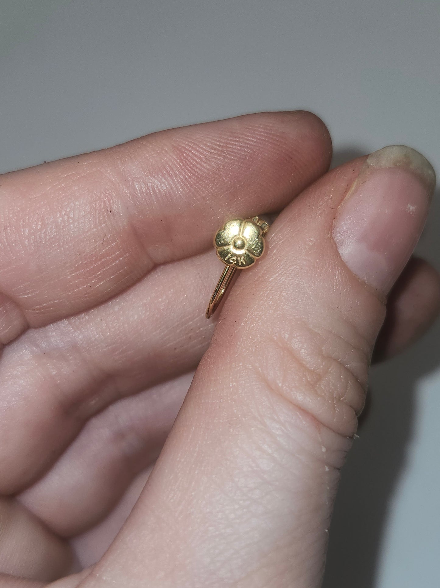 *14K* Yellow Gold & Pearl Screw-Back Earrings