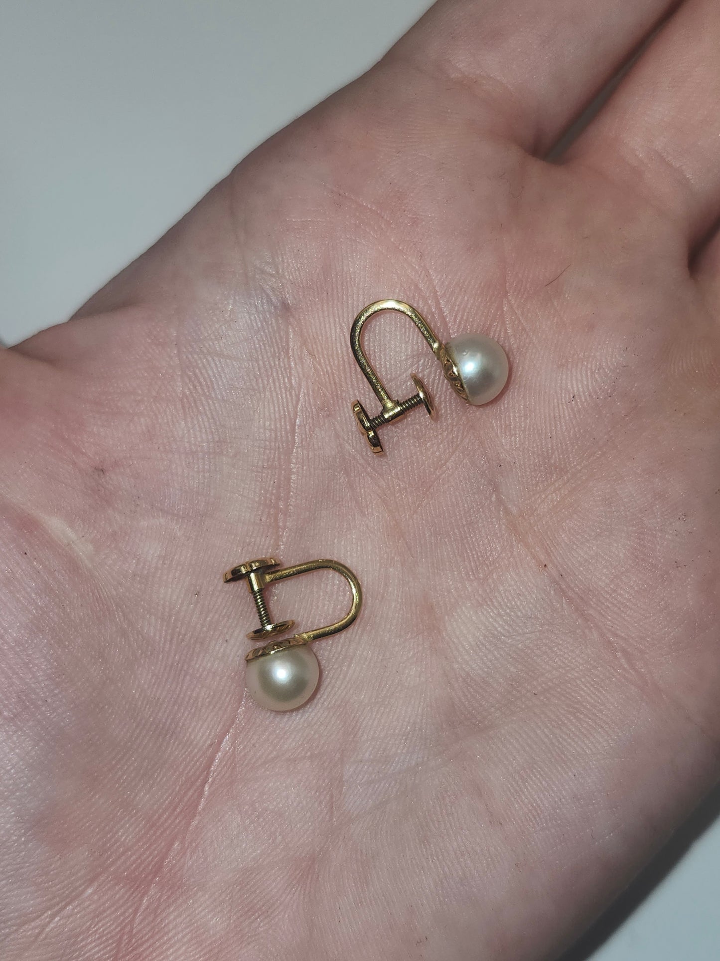 *14K* Yellow Gold & Pearl Screw-Back Earrings