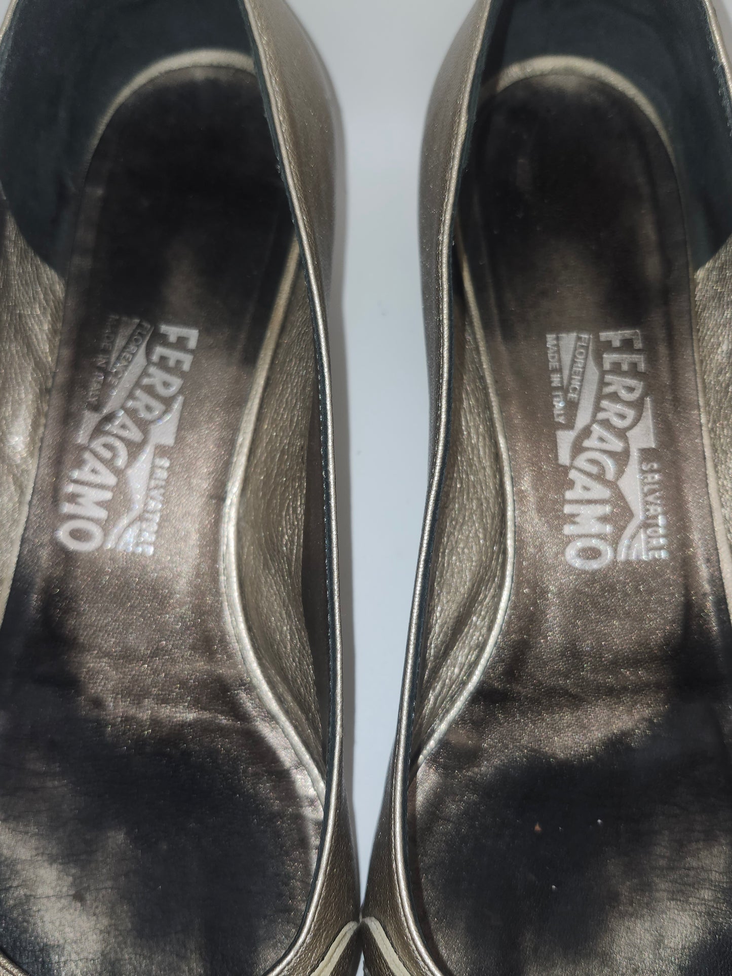 *Salvatore Ferragamo* Metallic Ballet Flats Size 10 Women's