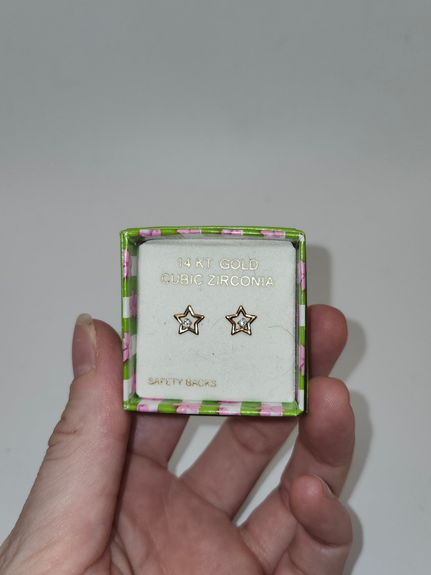*14K Gold* Star CZ Studded Earrings *NIB*