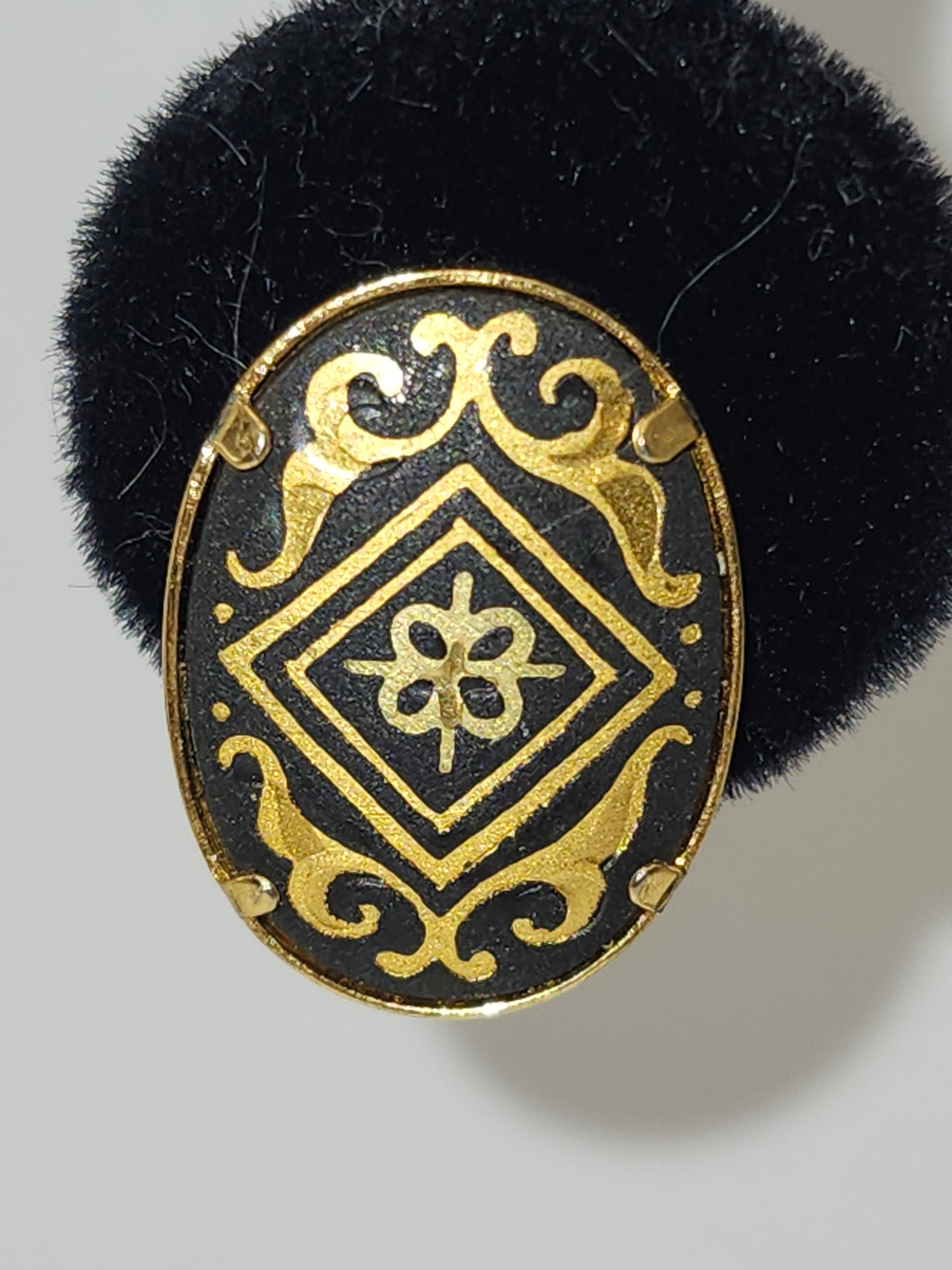 *14K Gold* Inlaid Damascene Style Clip On Earrings Vintage