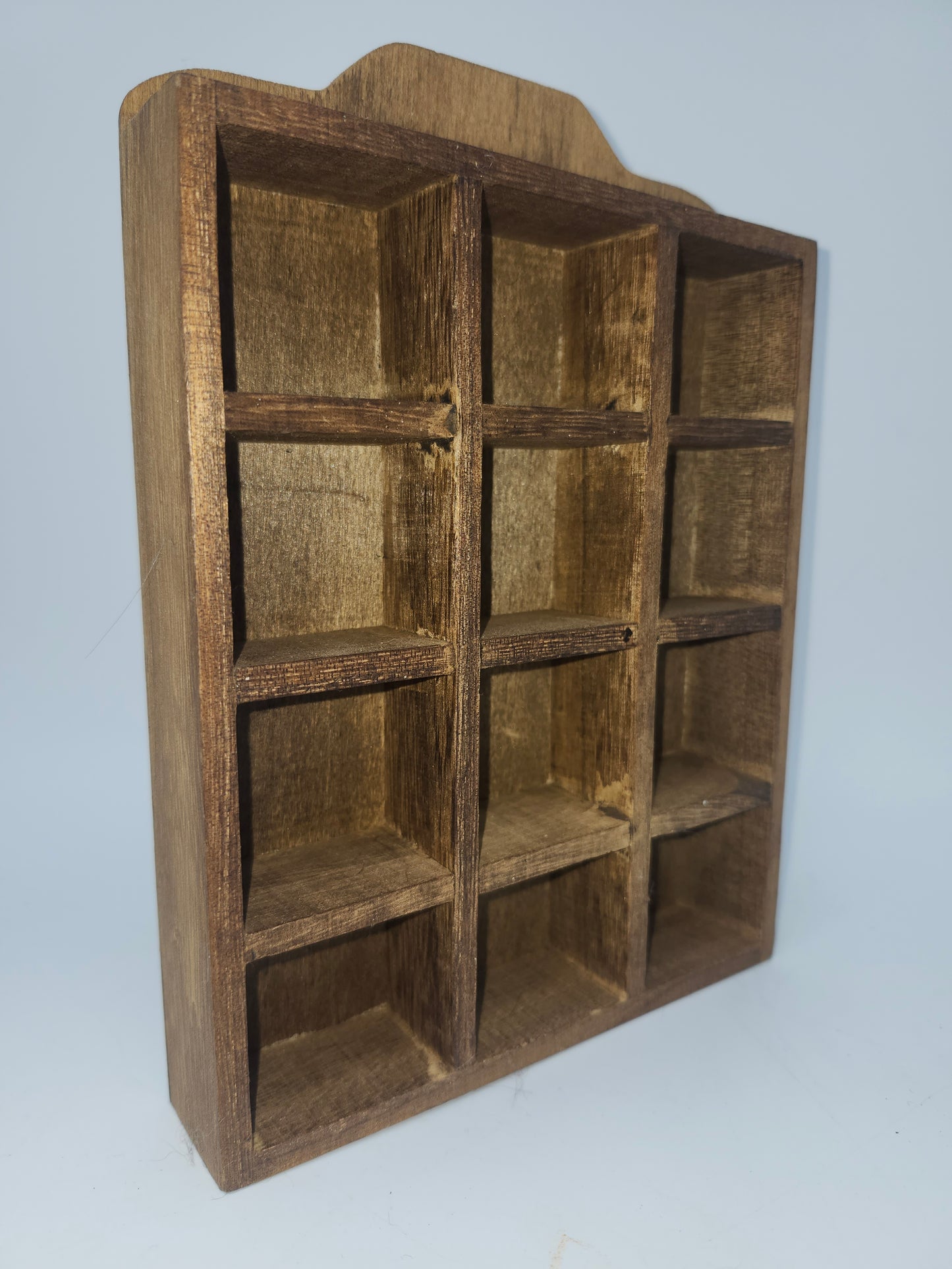 *Vintage* Wooden Trinket Shelf