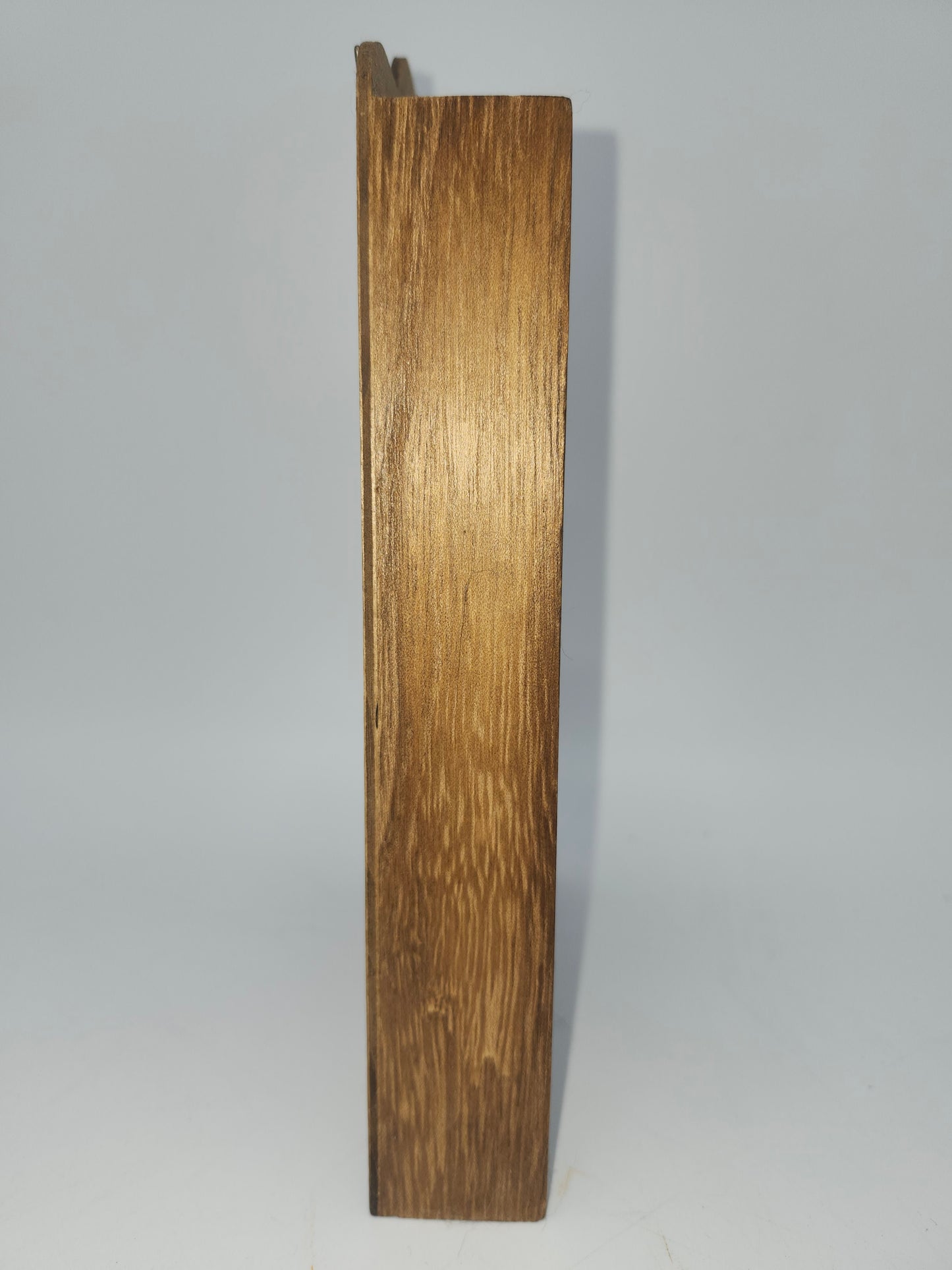 *Vintage* Wooden Trinket Shelf