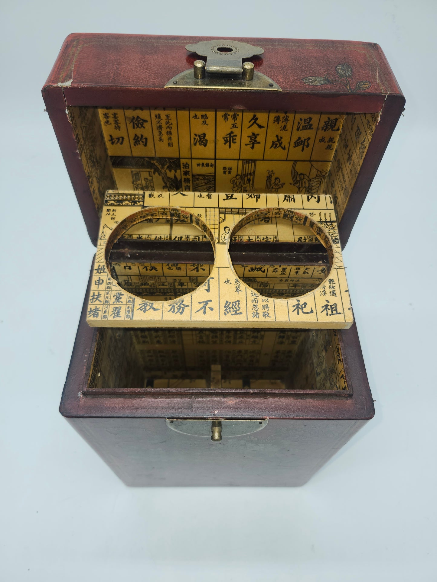 *Vintage* Eastern Hand-Painted Laquerer Spirit / Storage Box