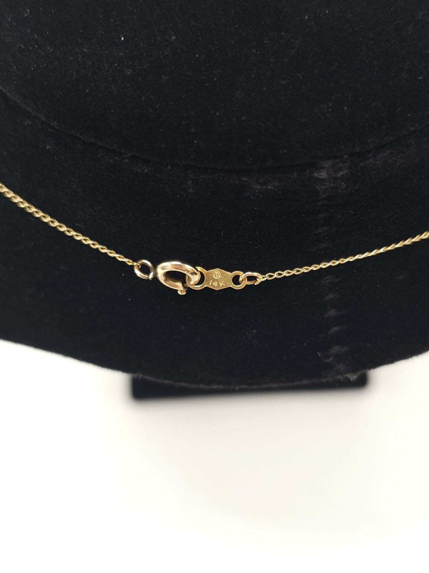 *14K* Gold Chain & 14K Gold Rose Pendant