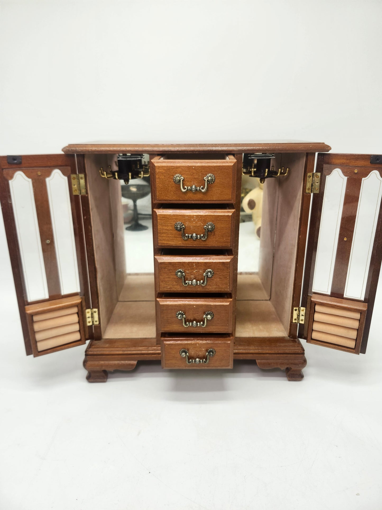 *Vintage* Jewelry Armoire / Display Cabinet