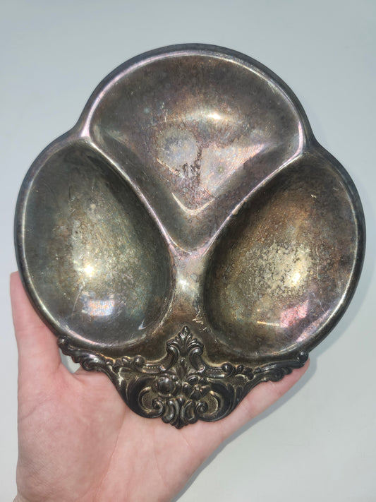-Vintage- Silverplated Trinket / Candy Dish - 3 Compartments