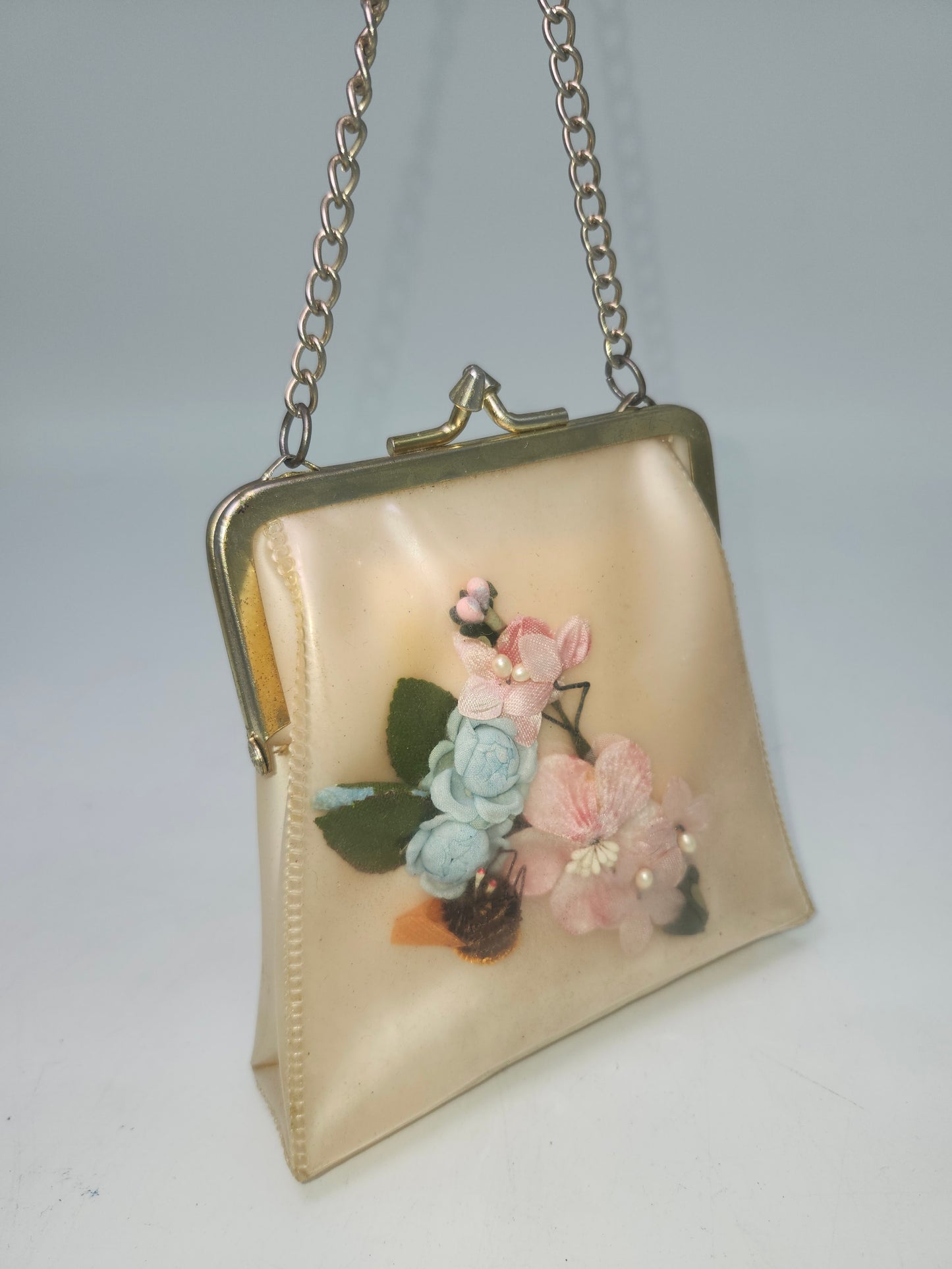 *Vintage* Floral Bouquet Under Vinyl Purse with Chain Strap