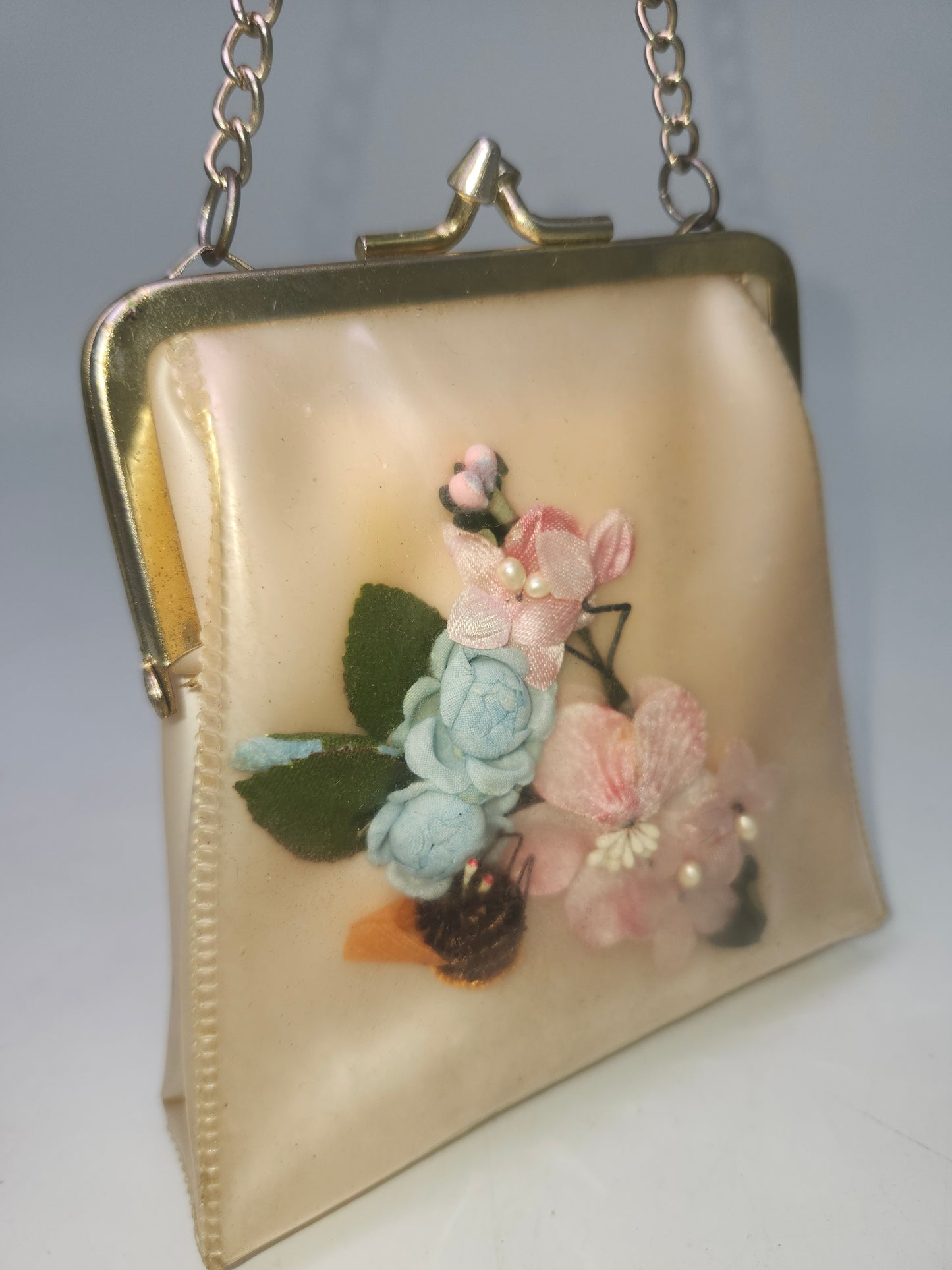 *Vintage* Floral Bouquet Under Vinyl Purse with Chain Strap