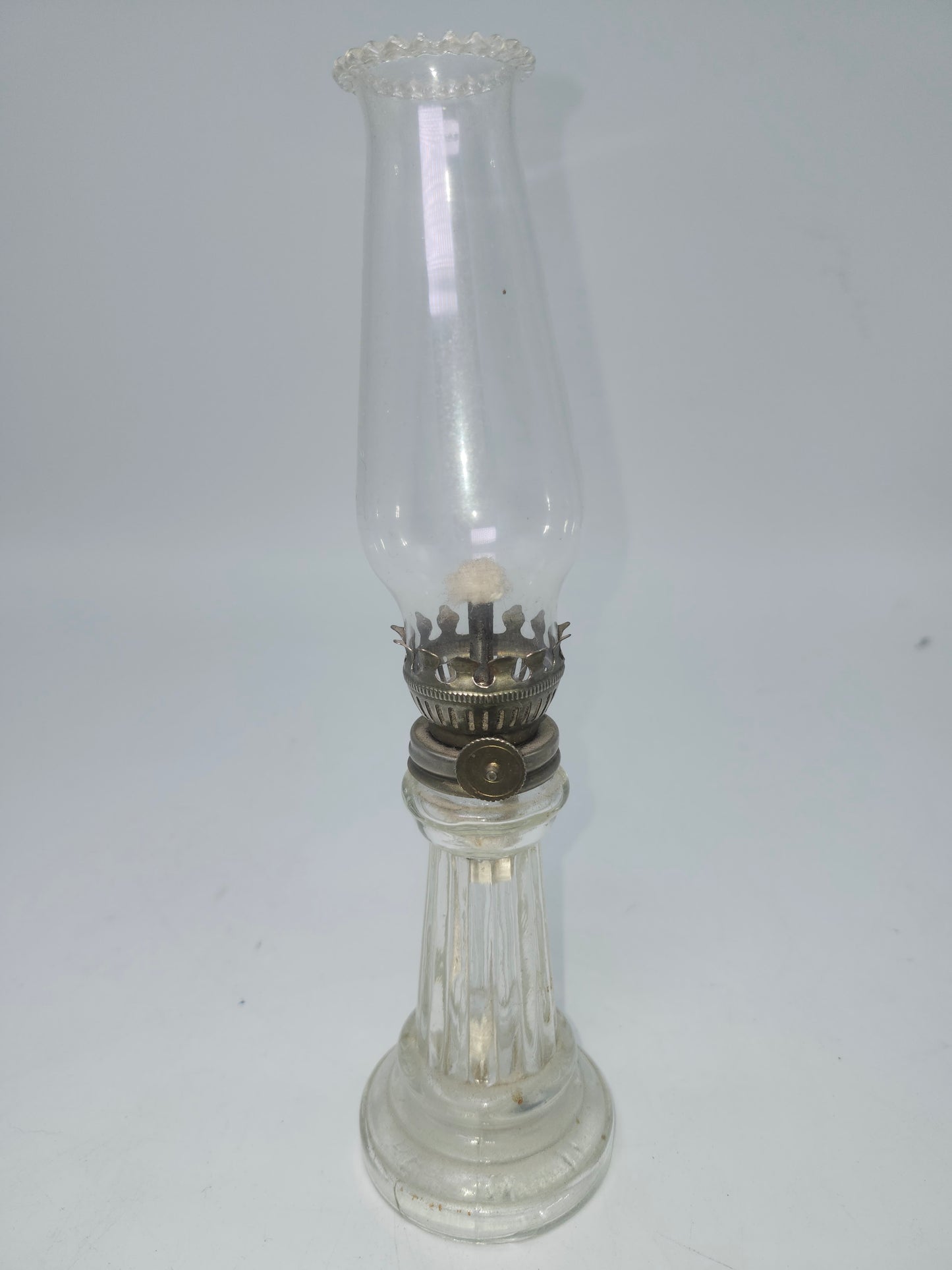 *Vintage* Oil-Burning Lamp