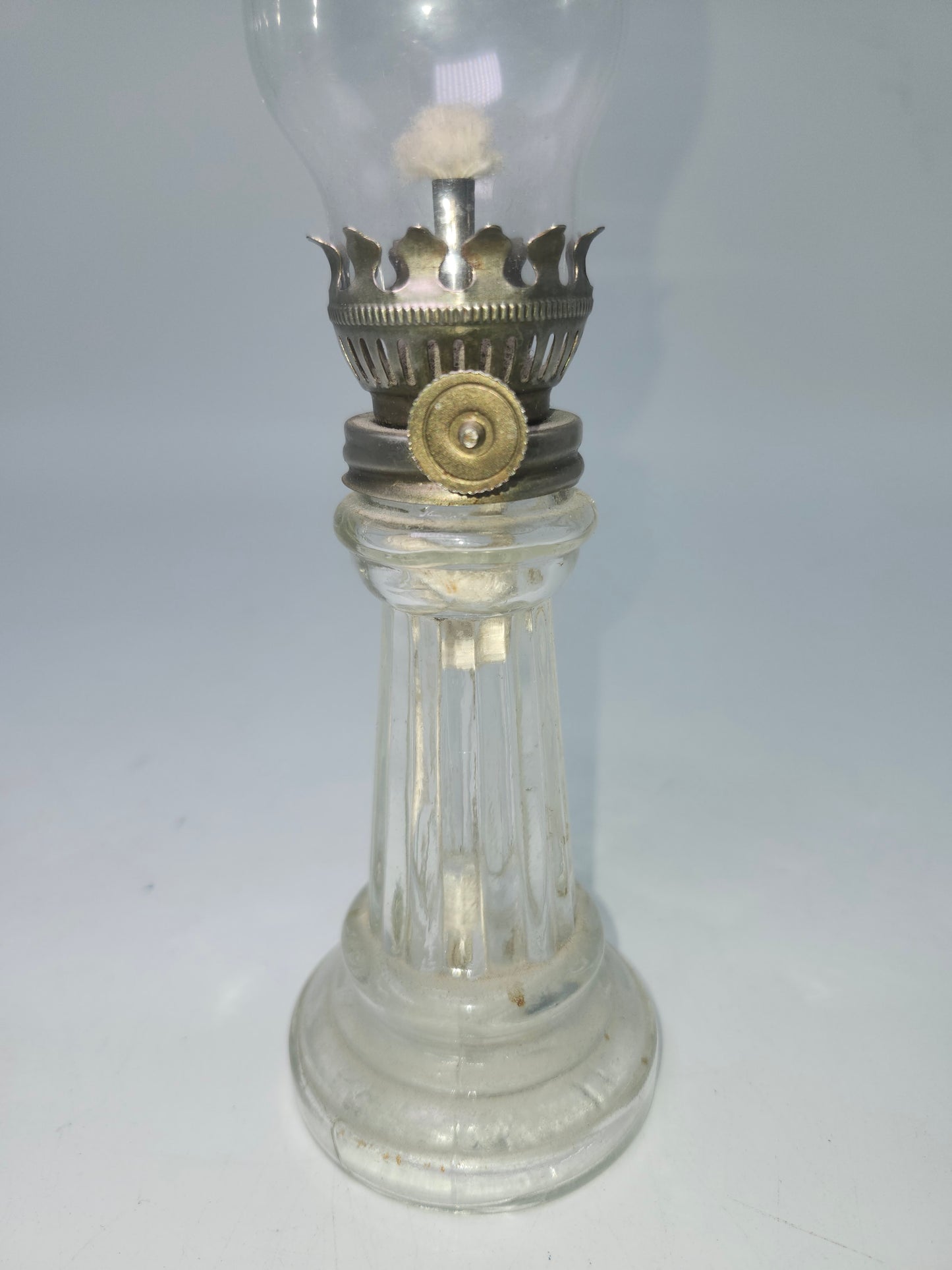 *Vintage* Oil-Burning Lamp