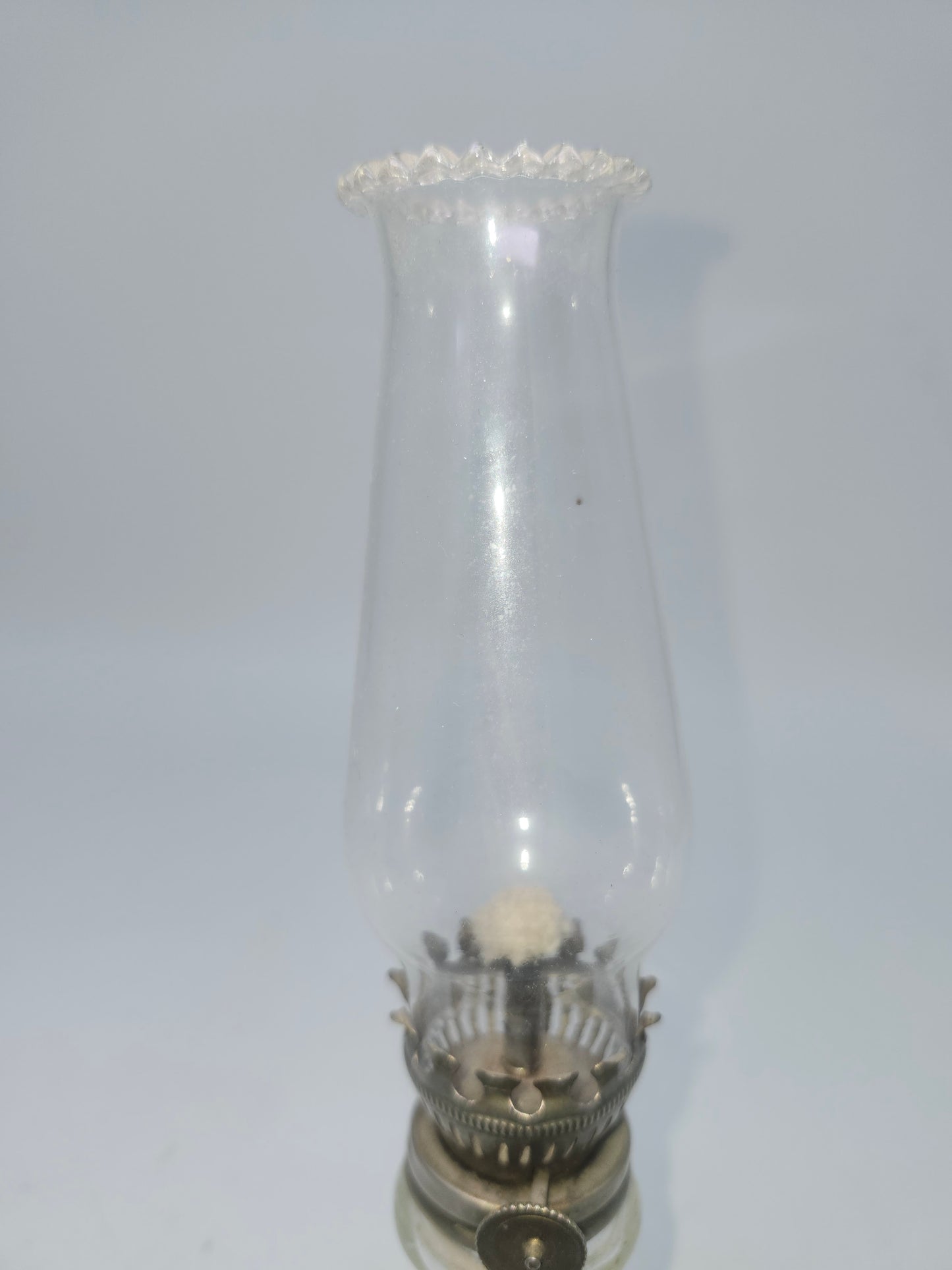 *Vintage* Oil-Burning Lamp