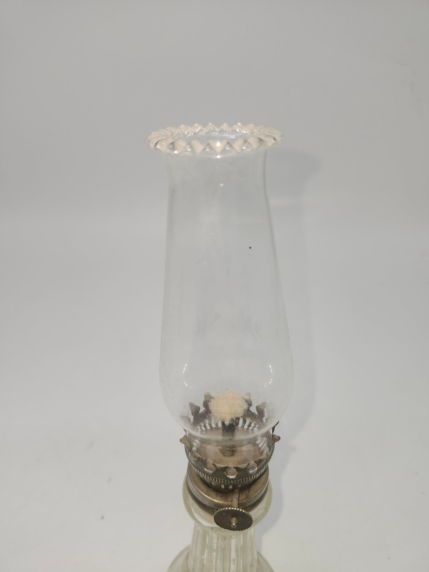 *Vintage* Oil-Burning Lamp