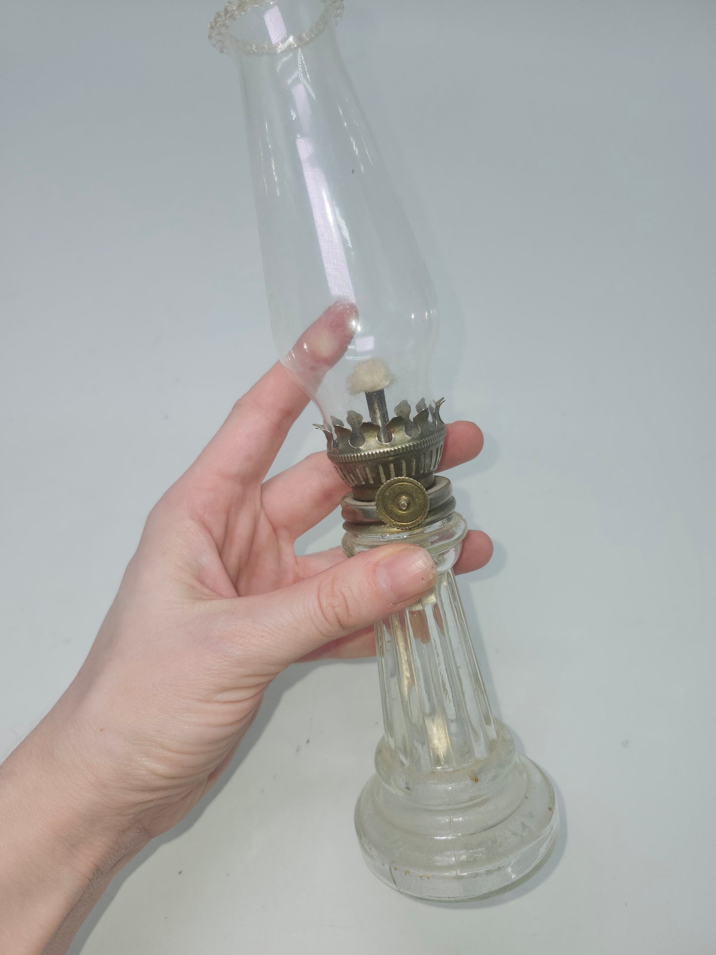 *Vintage* Oil-Burning Lamp
