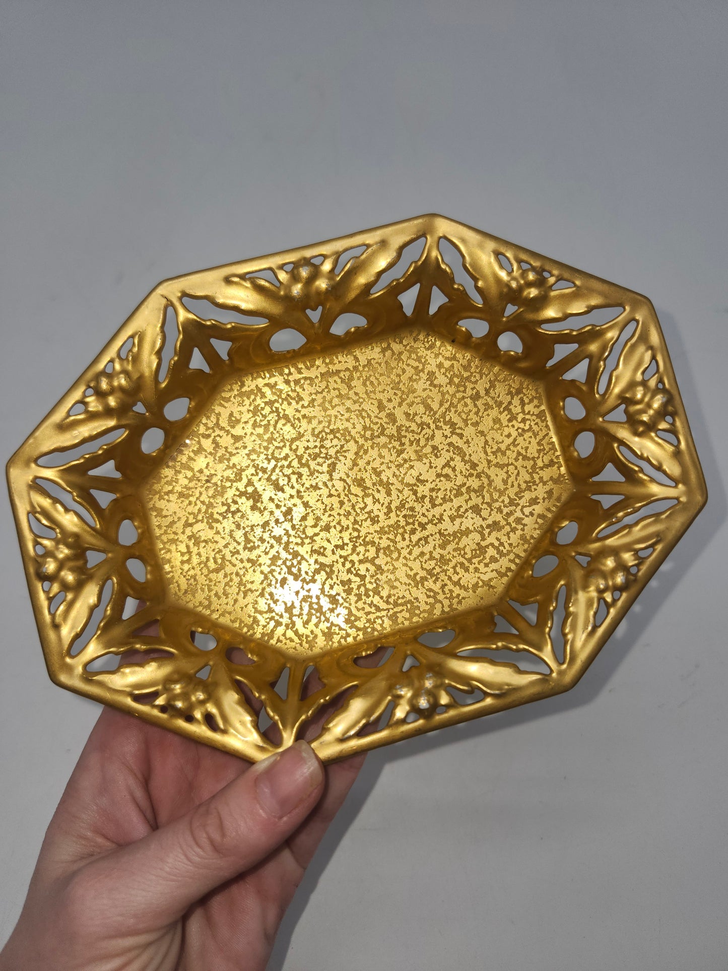 *Gilded* Ceramic Trinket / Jewelry Dish