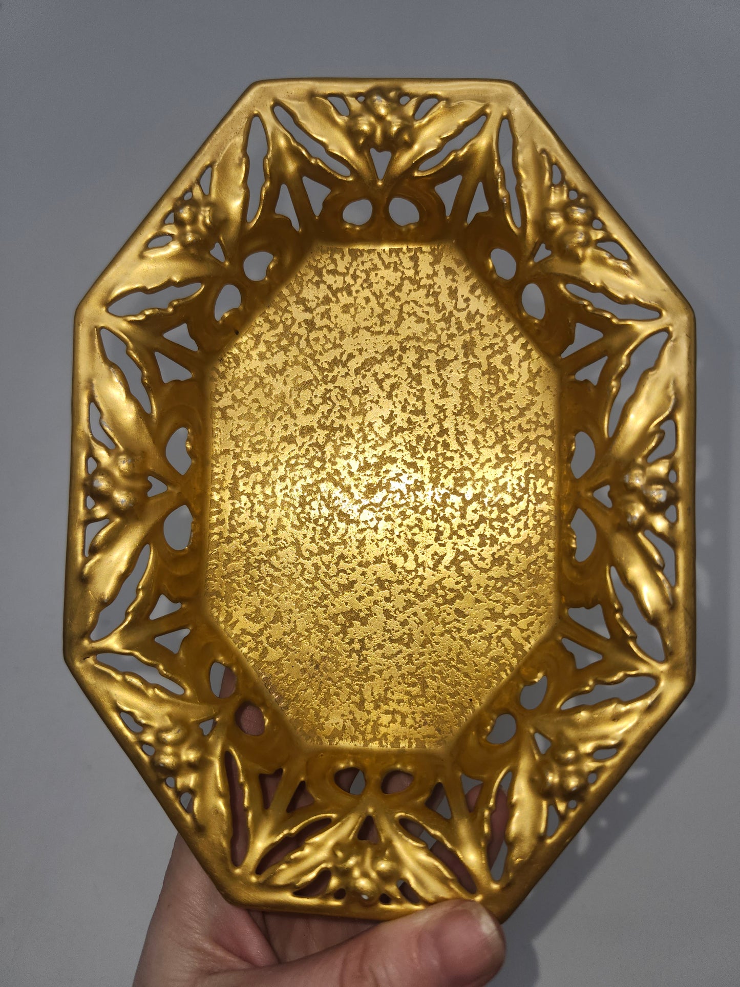 *Gilded* Ceramic Trinket / Jewelry Dish