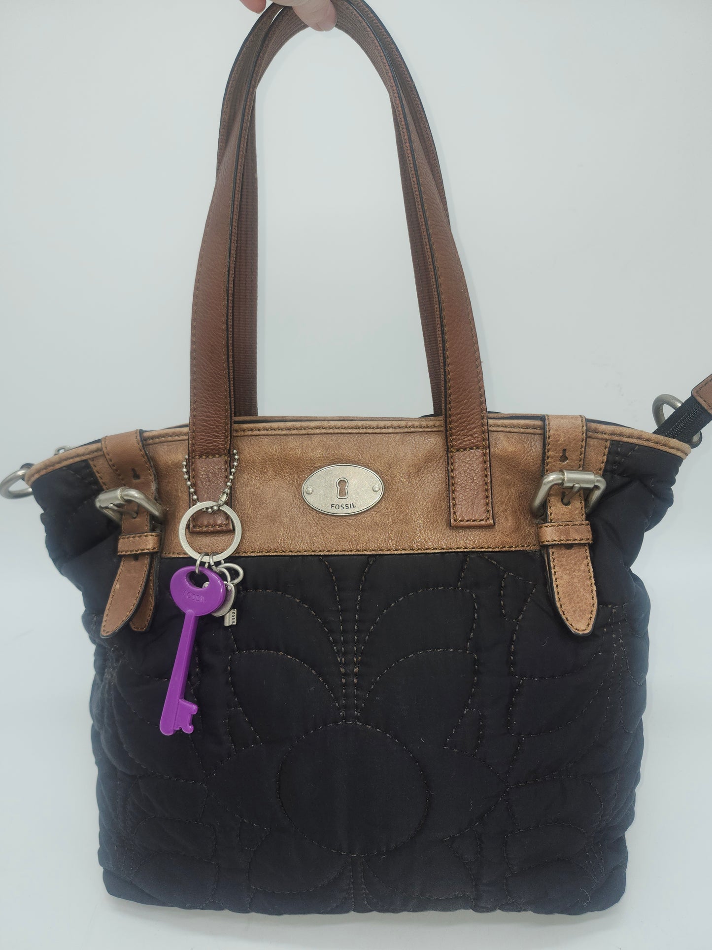 *Fossil* "Key-Per" Quilted Floral Fabric Shoulder Bag w/ Leather Trim & Bag Charms