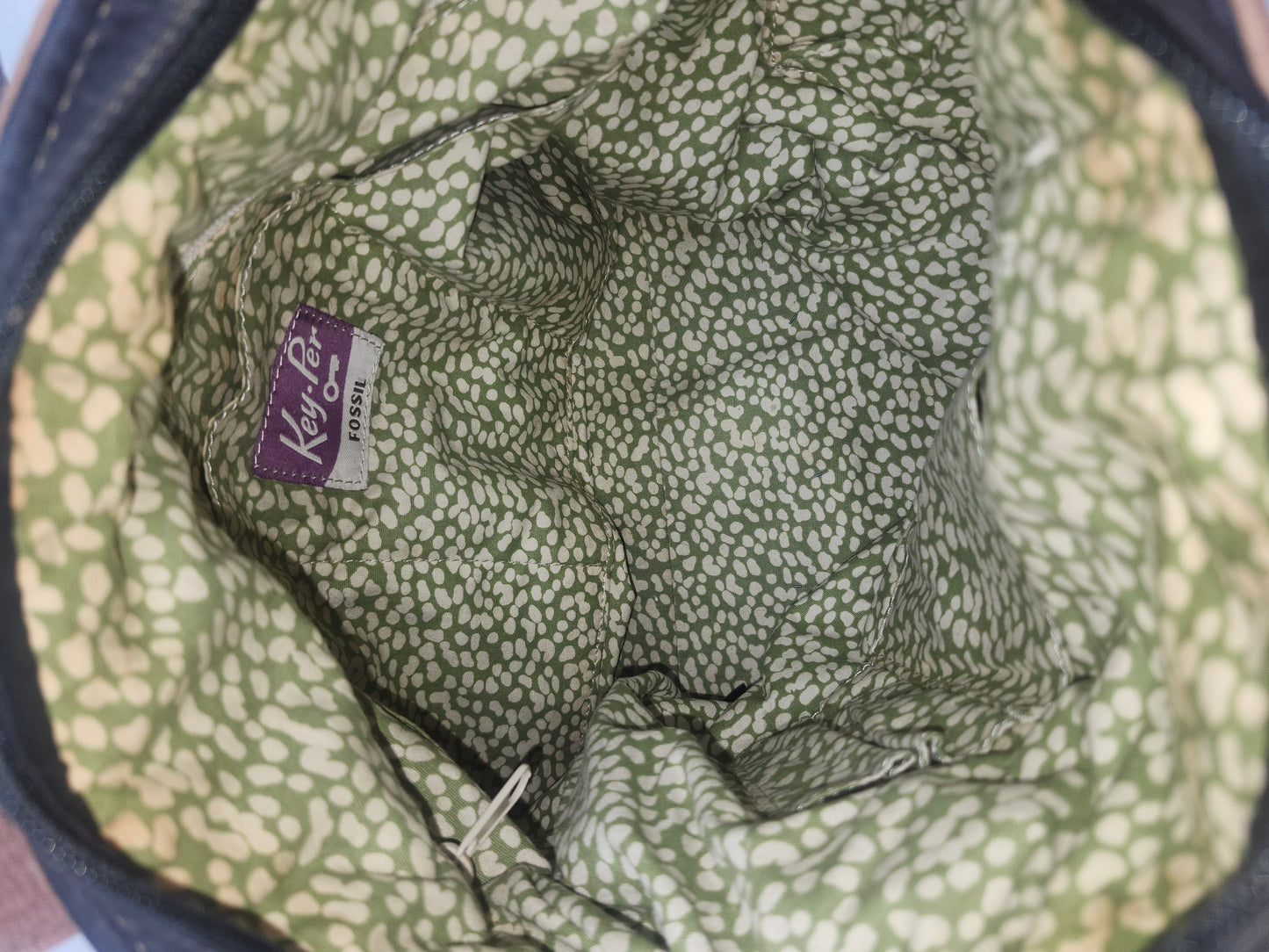 *Fossil* "Key-Per" Quilted Floral Fabric Shoulder Bag w/ Leather Trim & Bag Charms