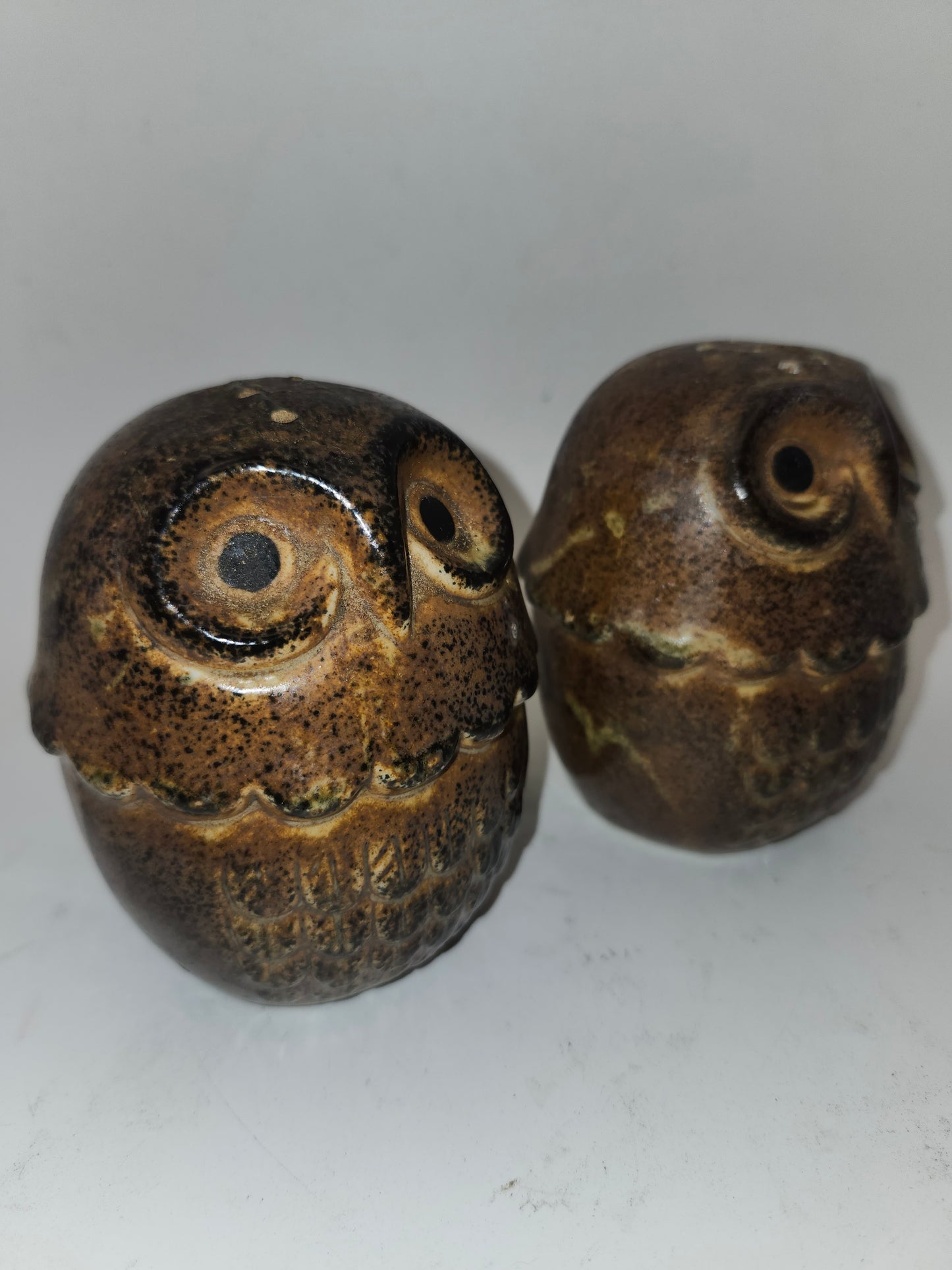 *MCM* Ceramic Owl Salt & Pepper Shaker Set