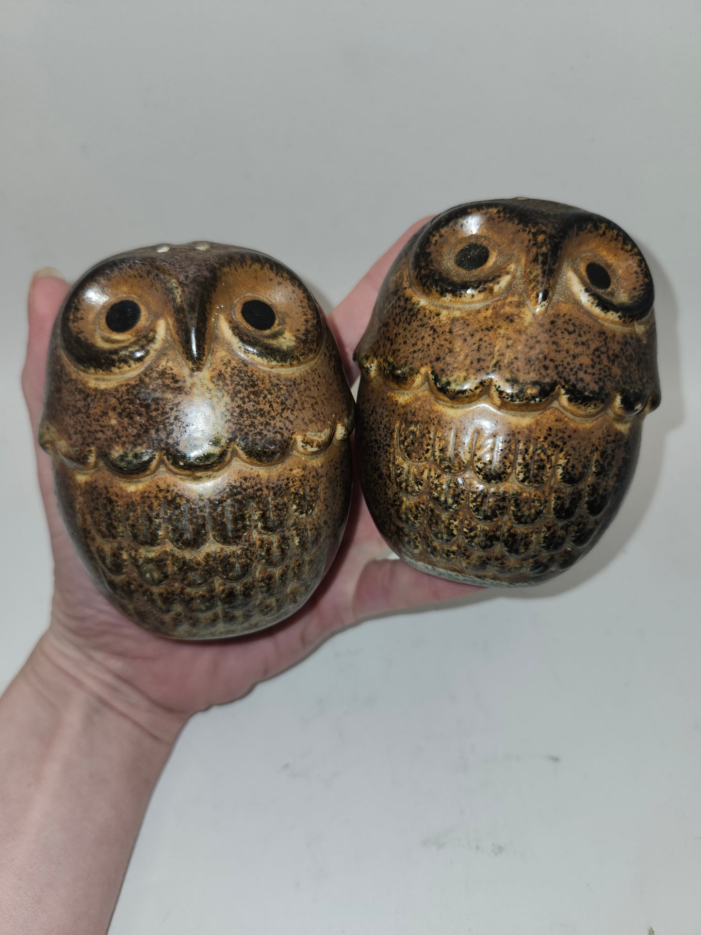 *MCM* Ceramic Owl Salt & Pepper Shaker Set