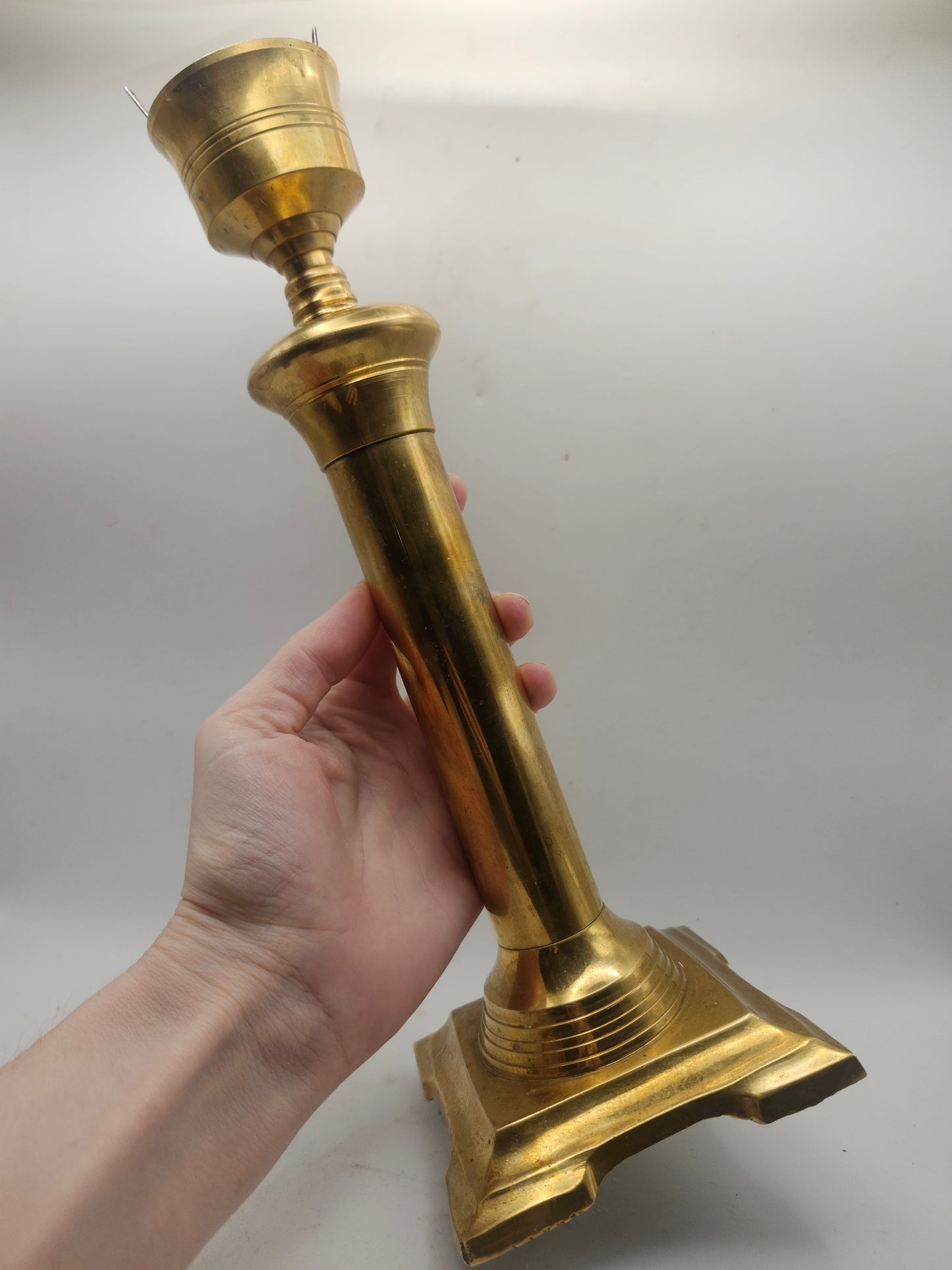 *Brass* Solid Column Style Candle Holder