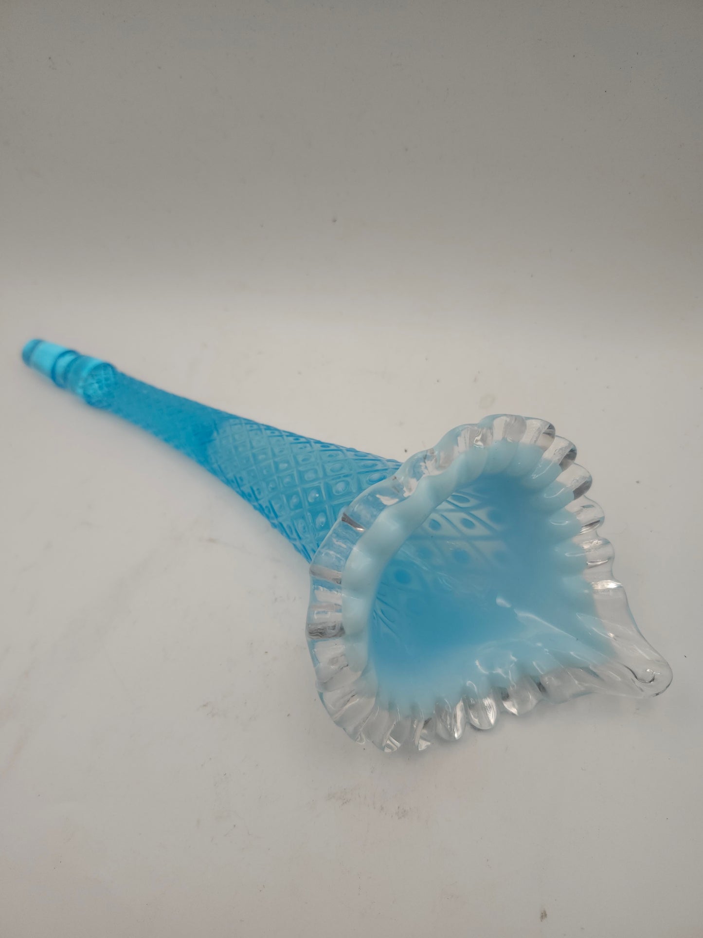 *Fenton* Art Glass "Diamond Lace" Epergene Horn in Opalescent Blue