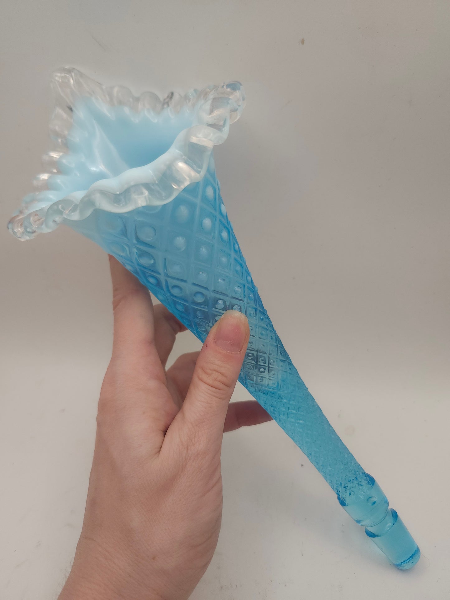 *Fenton* Art Glass "Diamond Lace" Epergene Horn in Opalescent Blue