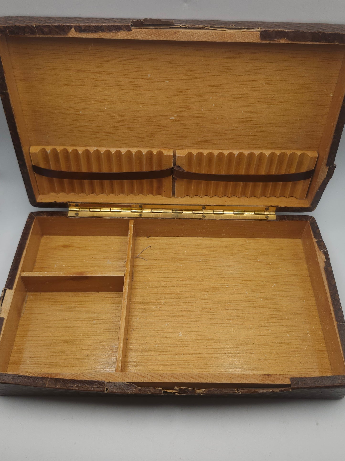 *Antique* Folk Art Cigar Box Early 20th Century