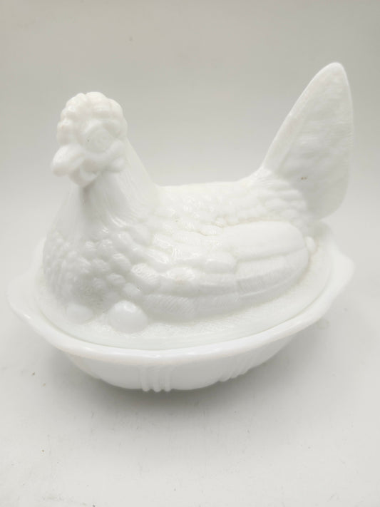 ~Fenton~ Milk Glass "Hen on Nest"