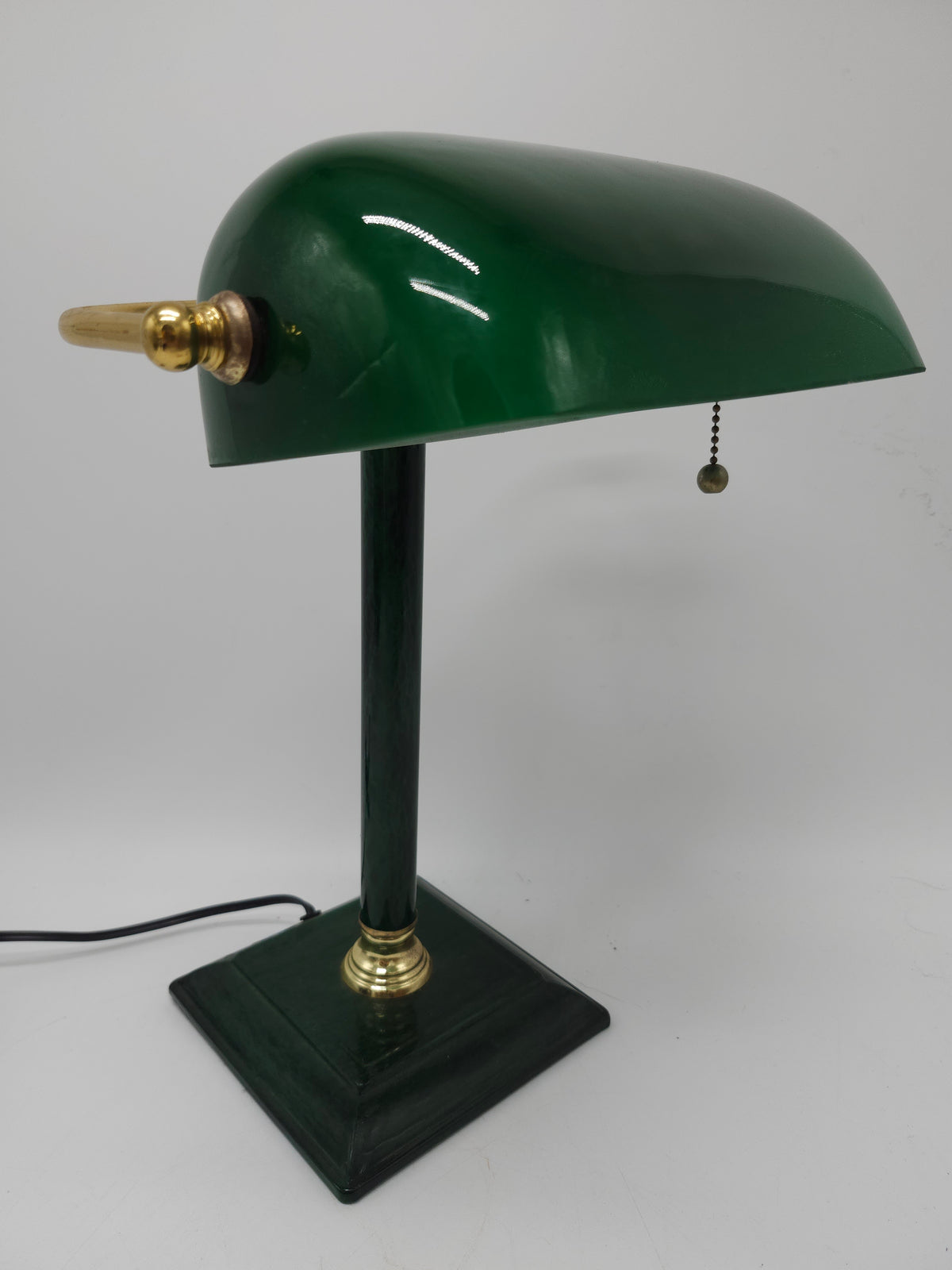 *MCM* Banker's Lamp