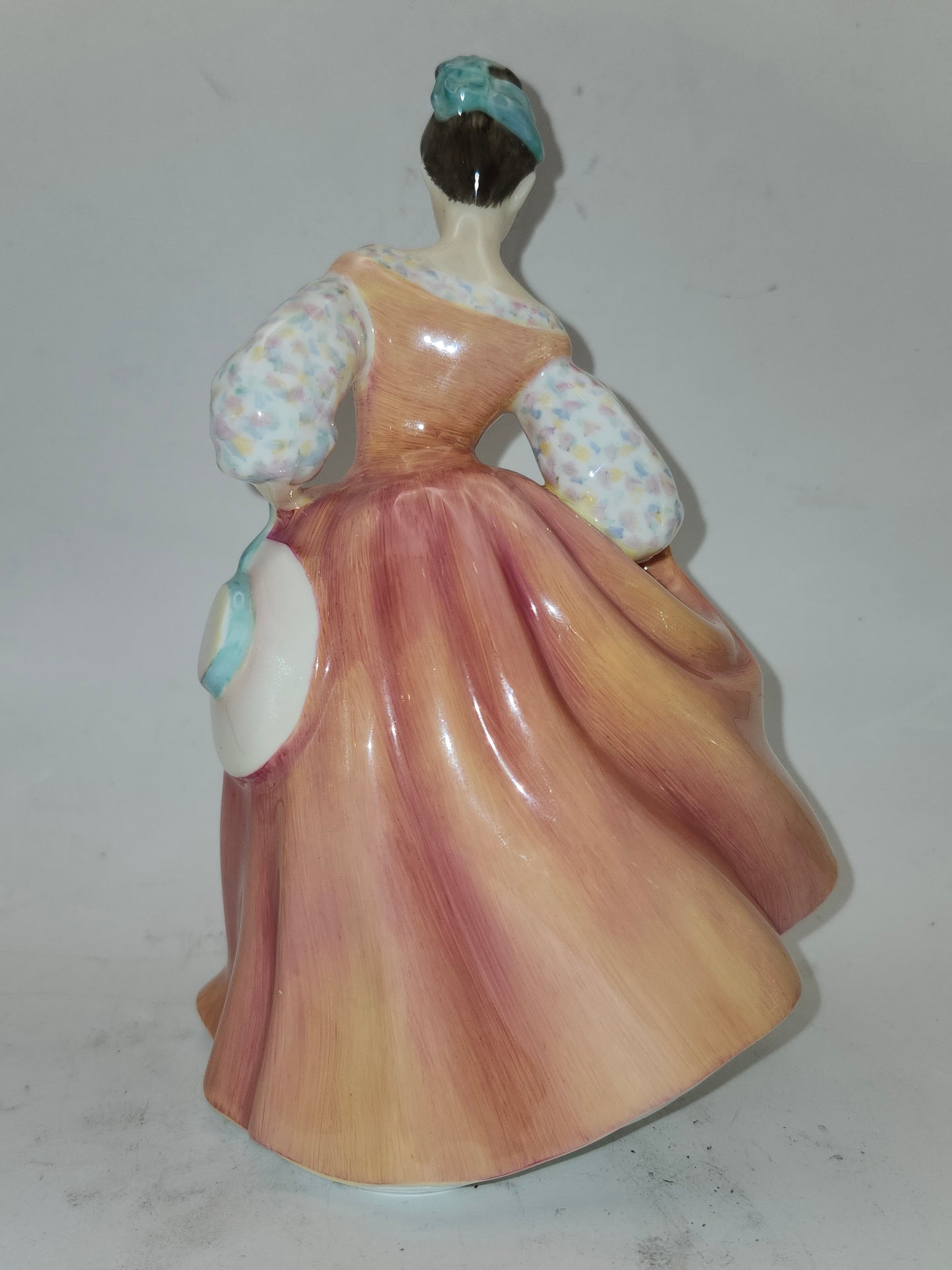 *Porcelain* Royal Doulton "My Fair Lady" Figurine