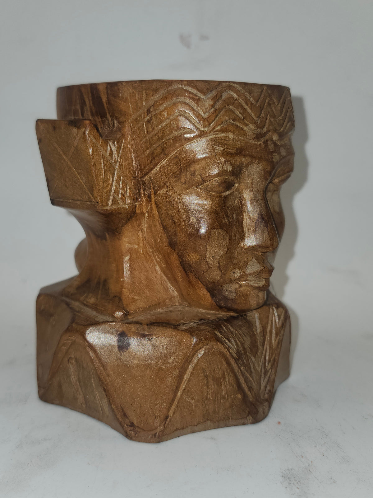 *African* Vintage Tribal Art Hand-Carved Ashtray