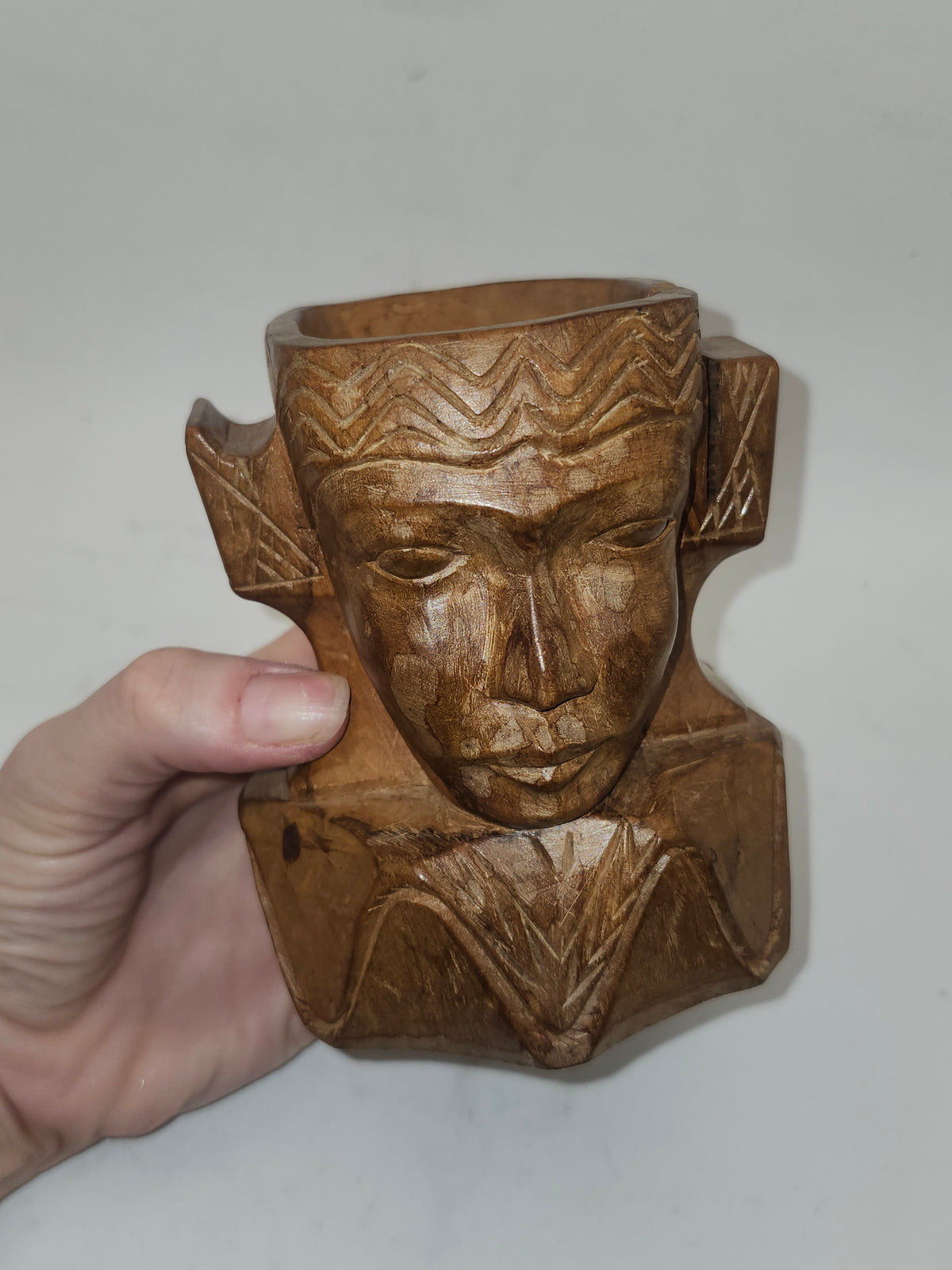 *African* Vintage Tribal Art Hand-Carved Ashtray