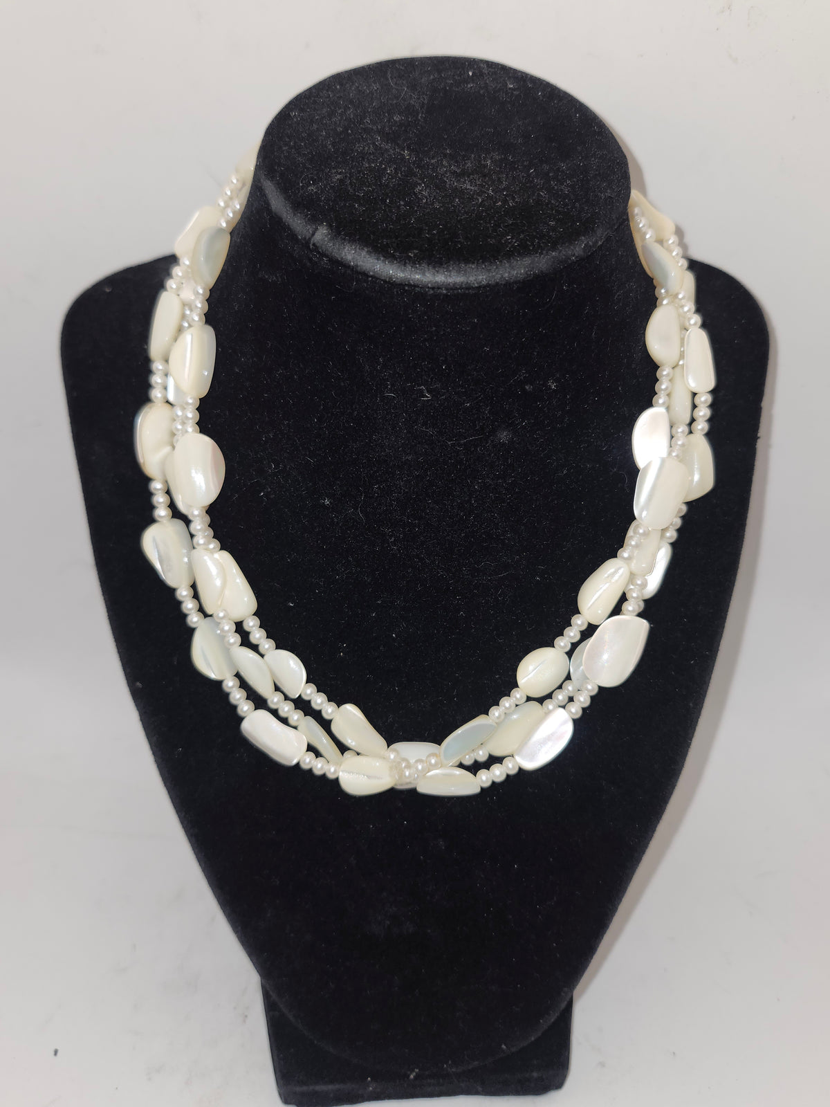 -Mother of Pearl- Natural Pearl Beaded Statement Necklace