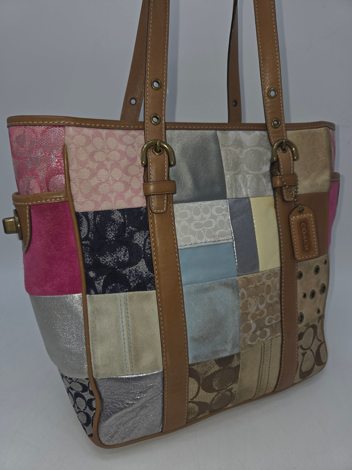 -Coach- RARE Y2K "Patchwork Pastel" Bucket Bag