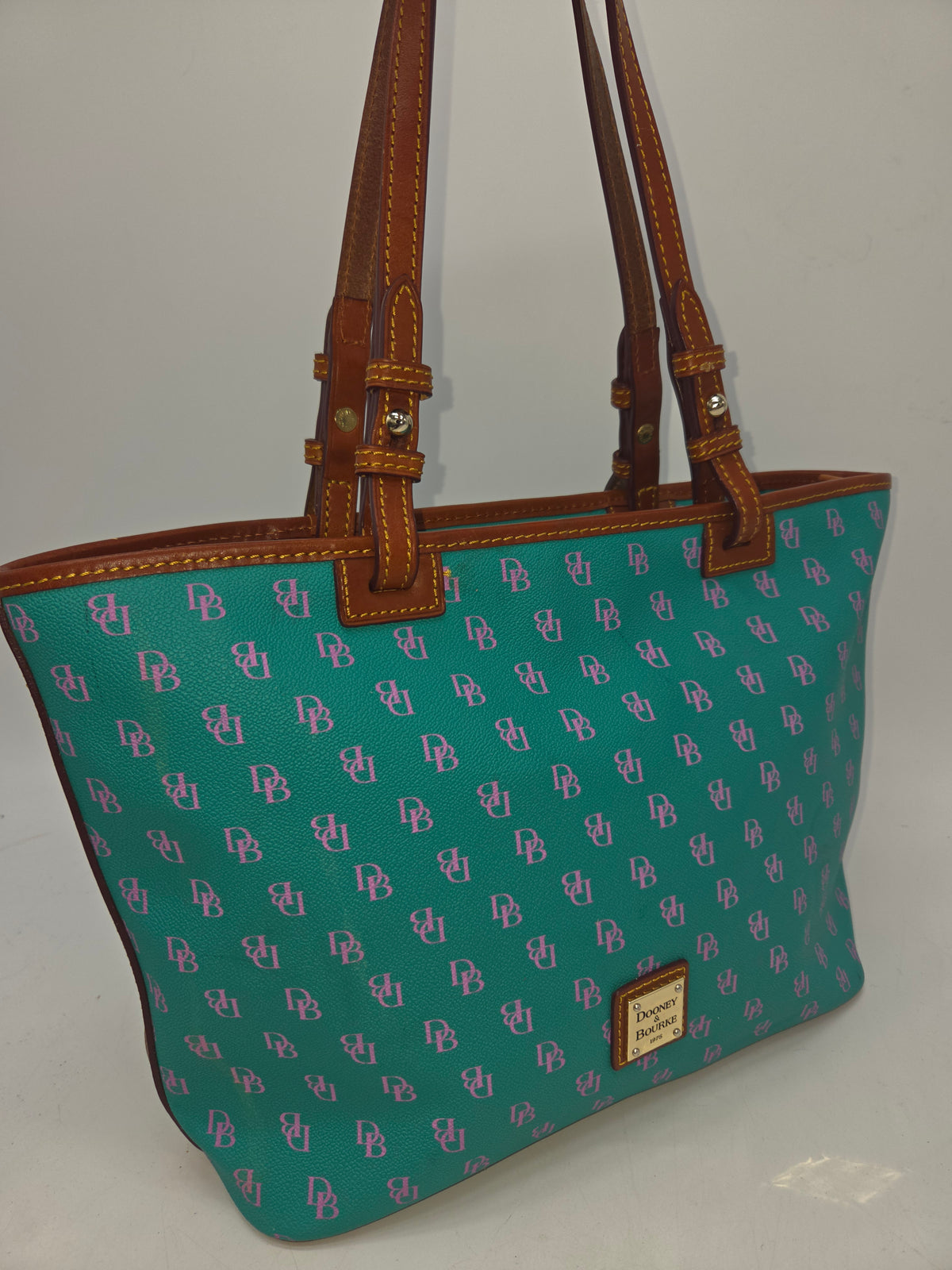 -Dooney & Bourke- Vintage "Gretta" Large Shopper Tote in Spearmint Green