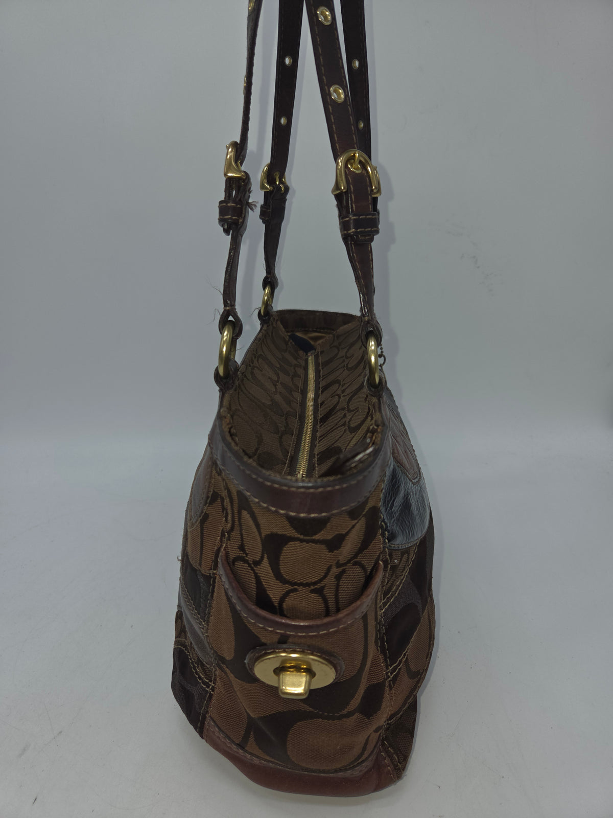 -Coach- RARE Y2K "Mosaic Signature CC Patchwork" Shoulder Tote Bag