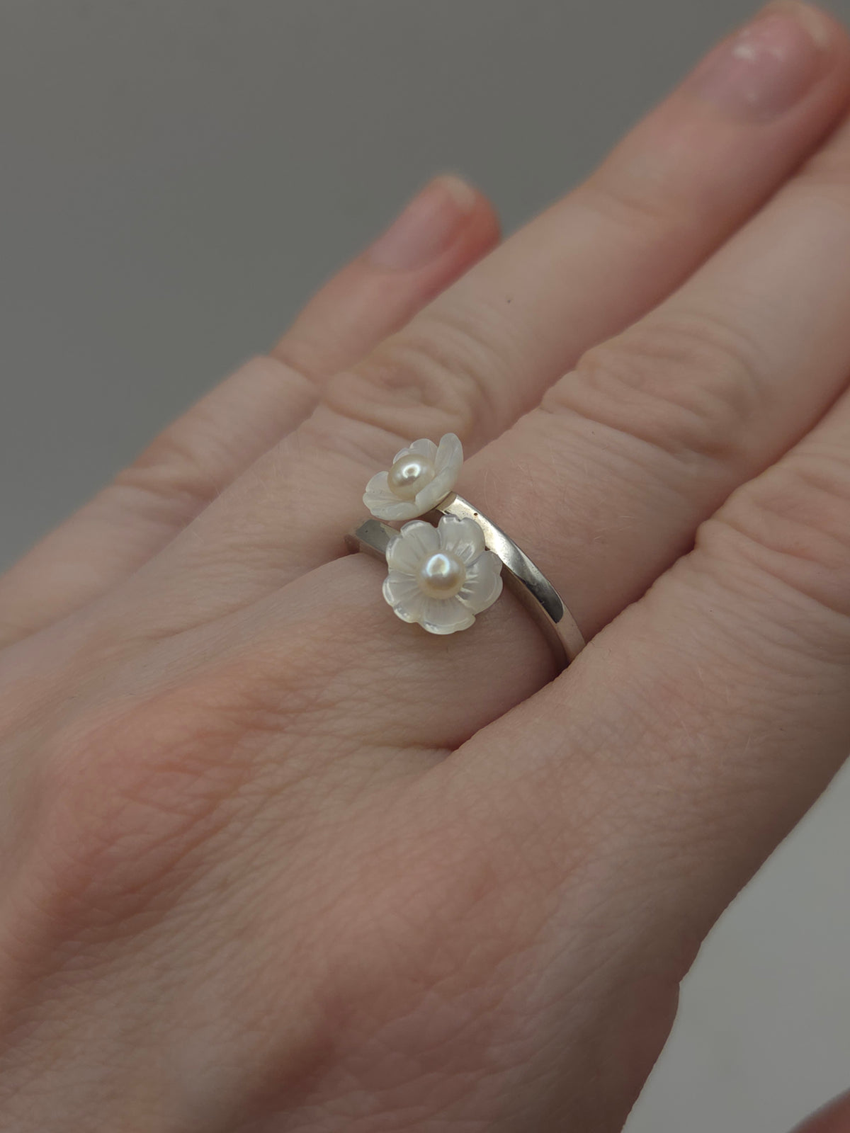 *925* Sterling, MOP & Pearl Statement Ring Size 7