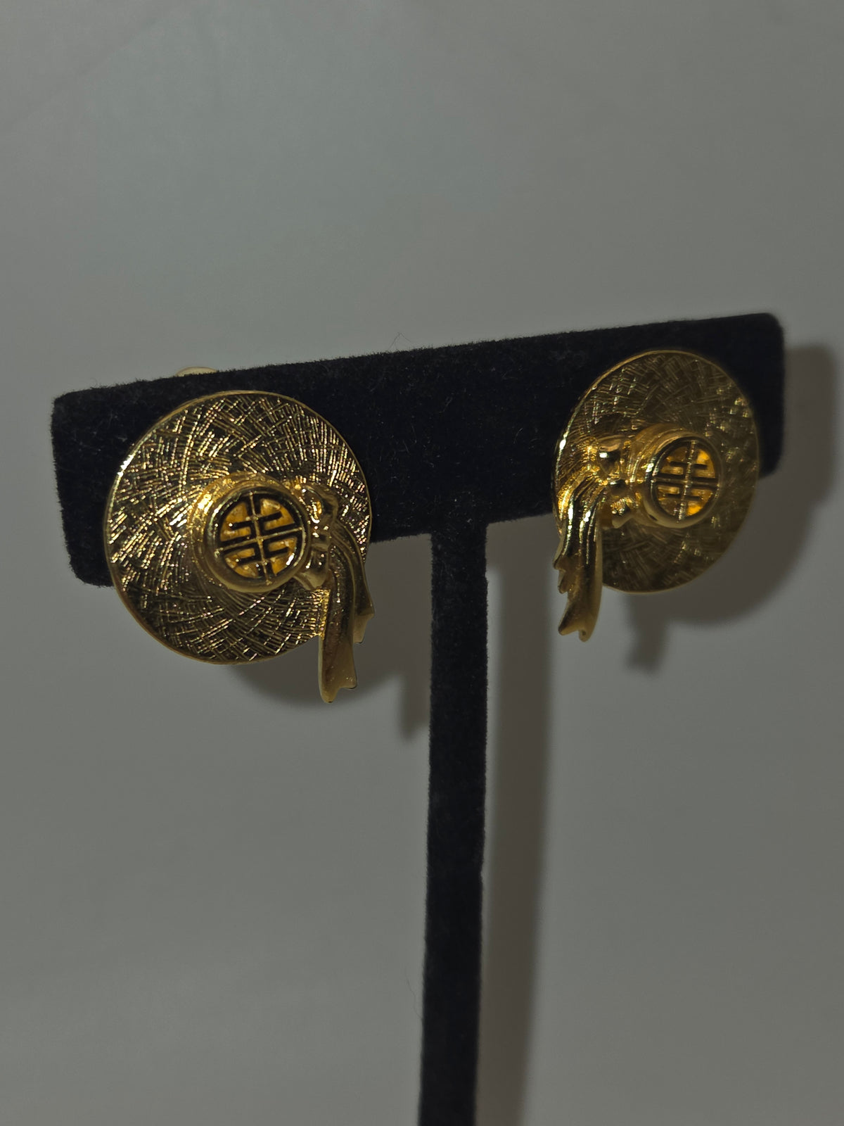 *Givenchy* RARE Vintage Straw Hat Clip On Earrings