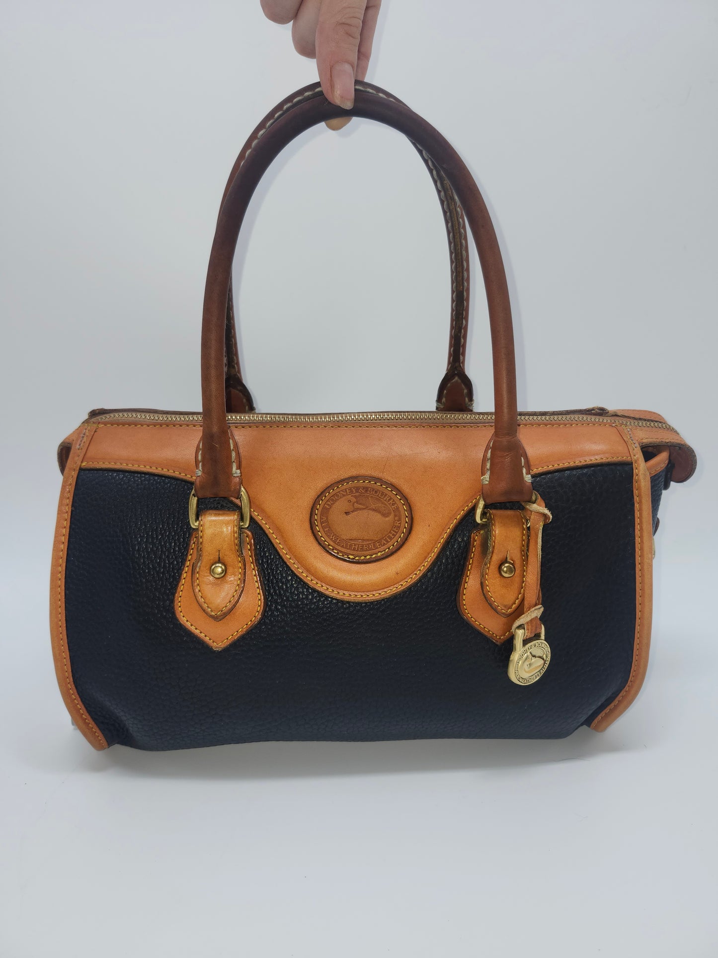 *Vintage* Dooney & Bourke Pebble Grain Leather Satchel Purse